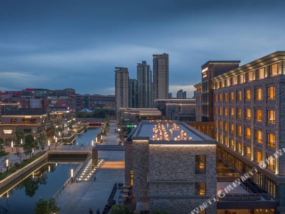 SHININGMAN HOTEL