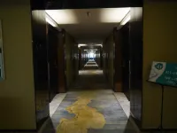 Home Inn Subai Cloud (Urumqi Airport) Hotel berhampiran Urumqi Airport
