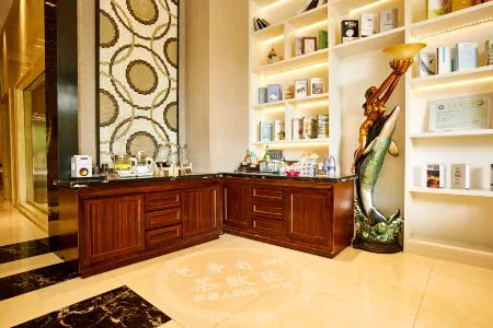 Kairui Meisu Hotel (Xiaogan East Station Yintai City Branch) Отели в г. Сяоган