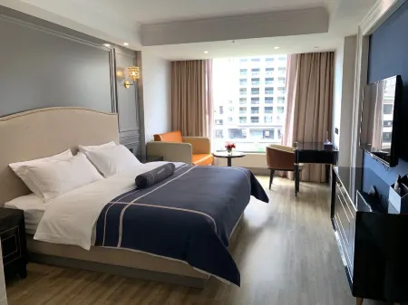 lanyi Hotel Отели в г. Гуйдин