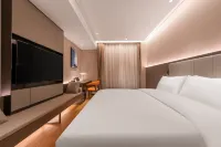 World Hotel (Qingdao Stone Old Beach International Convention and Exhibition Center) Hotel in zona CPC Laoshan Committee Party School