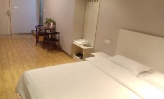 2. 宁乡鸿旺家庭旅馆..