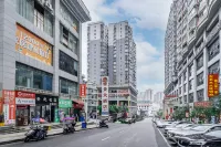 Yajing Holiday Hotel (Zunyi Haier Avenue Dongxin Rainbow City) - 3-Sterne