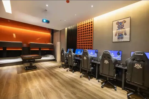 Luoyang Cafe E-sports Hotel