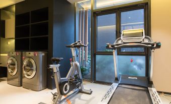 CJIA Apartment (Shanghai Changzhong Road Subway Station)