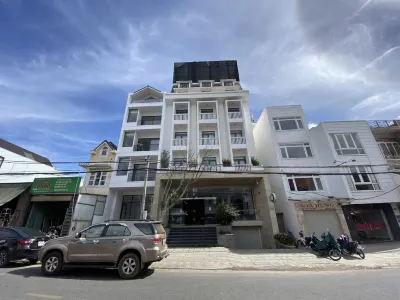 Q Hotel - 386 Hai Ba Trung Da Lat Hotels in Dalat