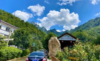 Xixia Jieling Mountain Villa No.6