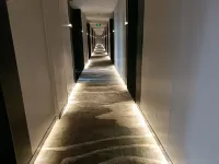 Junting International Apartment (Zhanjiang Fishing Port Park Guanhai Longlang Shop)
