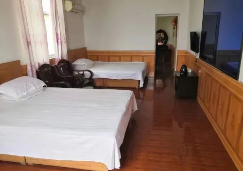 Anyi Restaurant Hostel