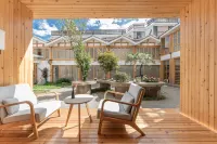 Xujiu Jinseli Hostel Hotels in Ninglang