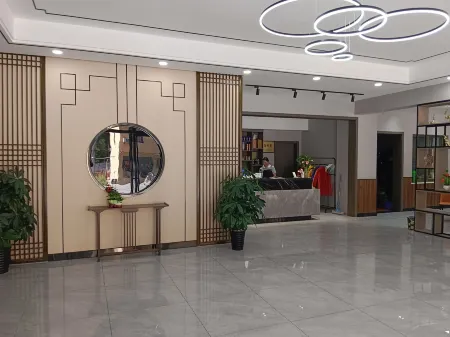 Songpan Sunrise Hotel Отели рядом с достопримечательностью «Huanglongshan Yuanshi Forest Sceneic Area»