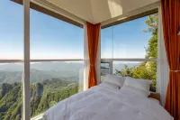 Laojunshan Zhenyun Cliff View B&B Hotels in Luanchuan