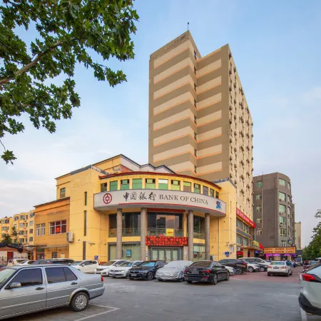 Yayue Hotel (Liaocheng Wanda Plaza Bus Terminal)