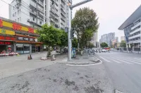 小香民居飯店（重慶西站新橋醫院店） 林園附近的飯店