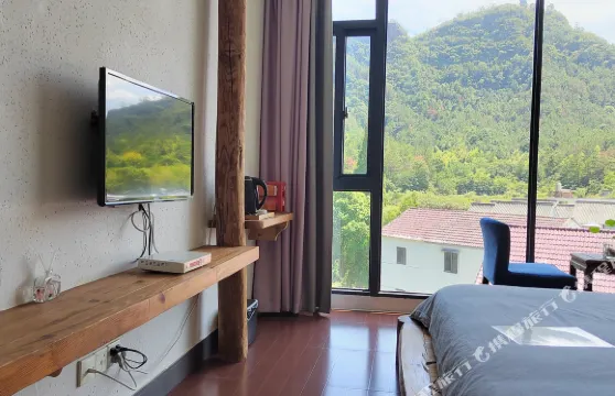 天台上嶴里民宿