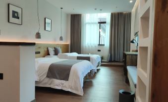 Mengyu Shanshe Homestay (Yangming Lake Scenic Area Store)