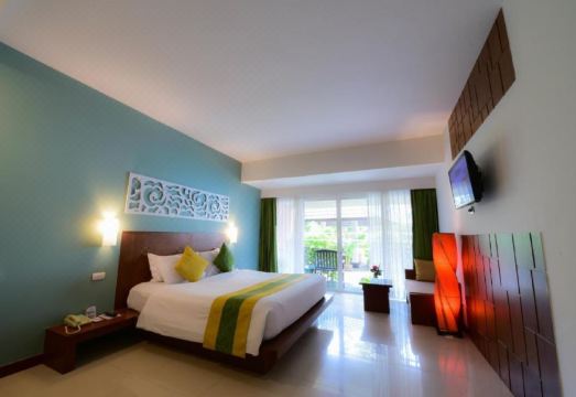 At Patong Hotel Hotel Overview