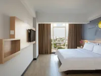 ROOMS INC d'botanica Bandung Hotels in Cicendo