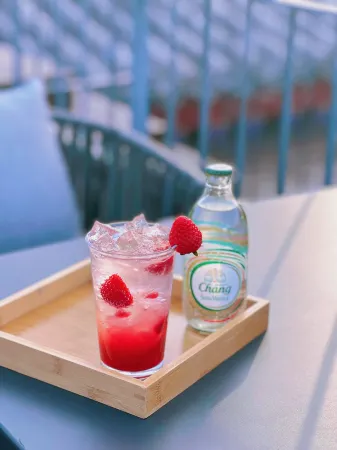 Beijing Yueming Yuanxing Blank Tower View Hotel (Xidan Financial Street) Отели рядом с достопримечательностью «Beijing Zhuanta Lane»