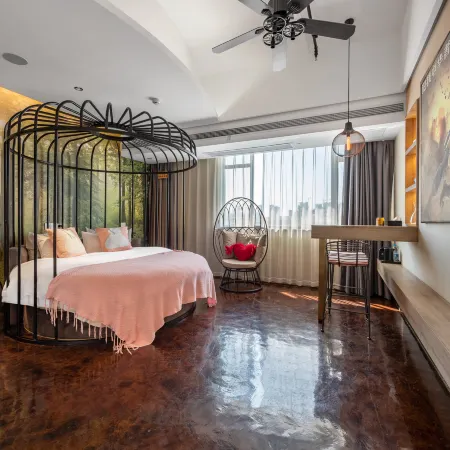 HAIHUA IMPRESJA HOTEL(Yancheng High-speed Railway Station)