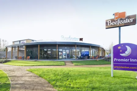 Premier Inn London Uxbridge Town Centre Отели в г. Аксбридж