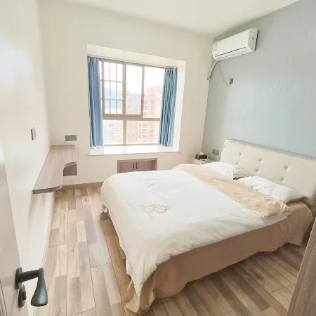 QuanJi Homestay(Luoyuan Railway Station Store) Отели в г. Лоян