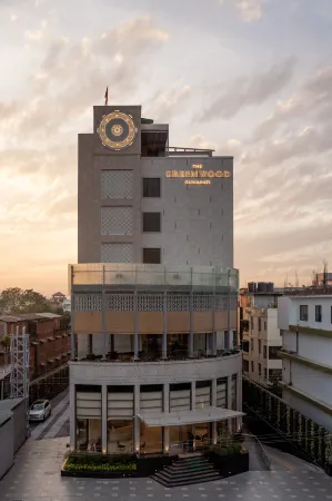 The Greenwood Guwahati, A Luxury Boutique Hotel Отели рядом с достопримечательностью «Phoneix»
