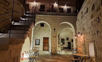 Feris Cave Hotel