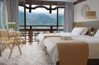 Tiantai Panoramic Projector · Vacation Apartment (Furong Ancient Town Scenic Area Waterfall) - Kitchens