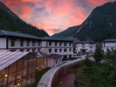 Jiuzhaigou Ganhai Cloud Valley โรงแรมใกล้เมืองเก่าแก่ของเมืองกระบี่