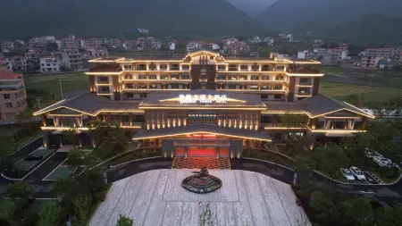 Jinggang Zhinan Hotel Отели в г. Суйчуань