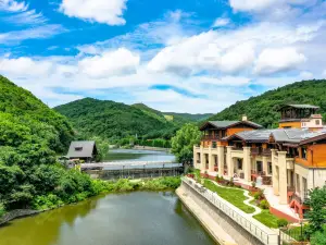 Floral Lux Hotel·Yu Homestay (Dalian Hongqigu Branch)