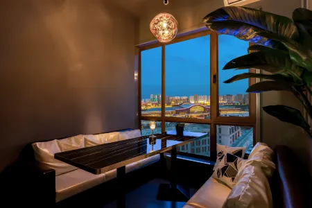 Gulun Hotel (Harbin Wanda Plaza West Station)