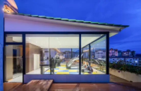 Rezen Pinge Hotel (Xishuangbanna Jinghong Airport Railway Station)