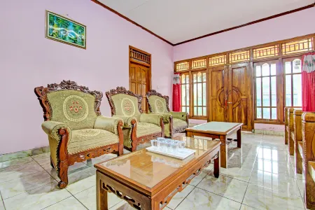 Hotel O Jaya Kusuma Отели в г. Prambanan