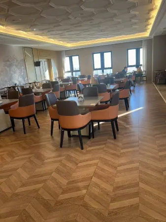Yussheng International Hotel