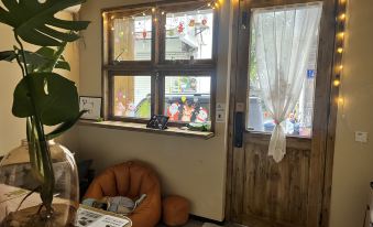 Xiangwang Homestay (Du Fu Jiangge)