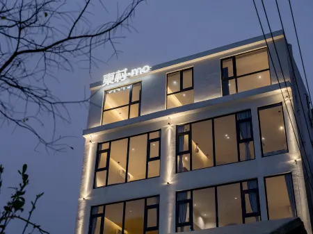 East Village Hotle beihai Отели в г. Бэйхай