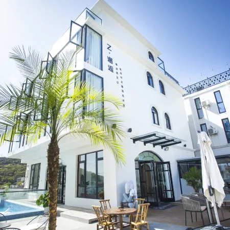 Shengsi Z·Encounter light luxury swimming pool resort