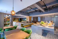 Zhicqingcheng Hotel (Hohhot East Station International Exhibition Center) Hotels in Hohhot