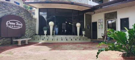 RedDoorz at Dream Haven Bed & Breakfast