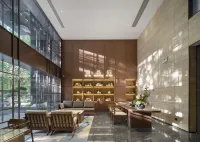 QIANNA HOTEL (Luoyang Longmen High-speed Railway Station & Municipal Government Branch)