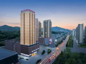 Popular Four-Star Hotels in Lichuan