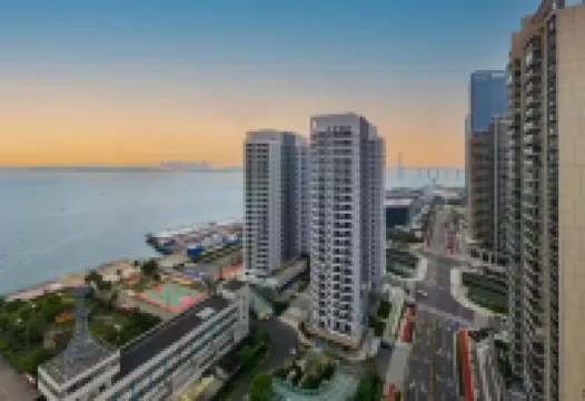 Baijue Designer Light Residence (Zhanjiang Jinsha Bay Beach, Zhaoshang Garden City Branch)