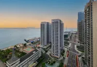 Baijue Designer Light Residence (Zhanjiang Jinsha Bay Beach, Zhaoshang Garden City Branch)