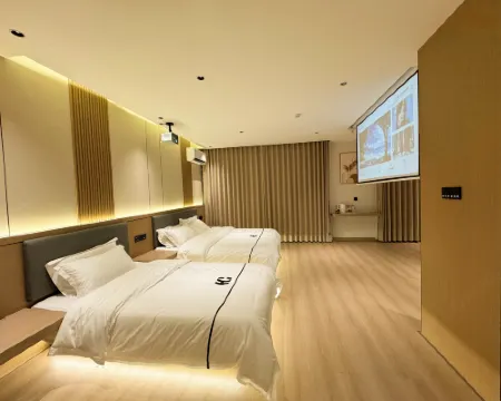 Huachen Zhixuan Hotel Hotels in Weixi Lisu Autonomous County