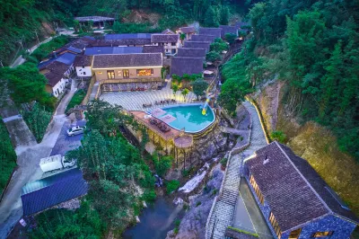 Huaxi Yuzhuyin Mountain Residence Hot Springs Homestay