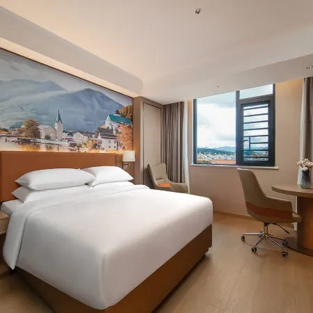 Vienna Hotel (Xishuangbanna Mengla Center Road Branch)