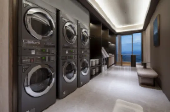 Crystal Orange Hangzhou Tonglu Station Hotel