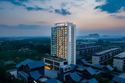 Howard Johnson Zun Ju Hotel Cheng Du Hotel di Distrik Xindu